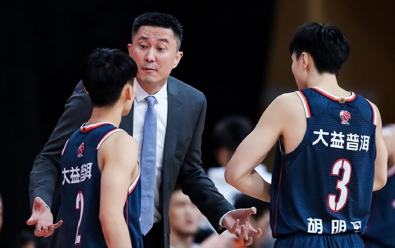 关于超音速后卫因伤退出赛季,球队备战需重调的信息 关于超音速后卫因伤退出赛季,球队备战需重调的信息