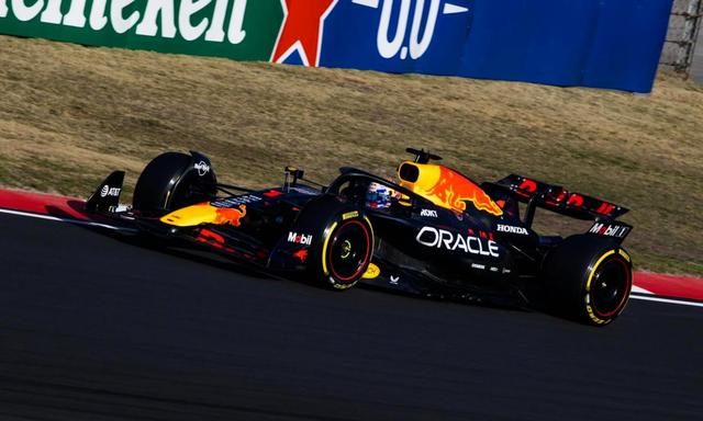 关于红牛车队险胜法拉利，佩雷兹刷新纪录的信息